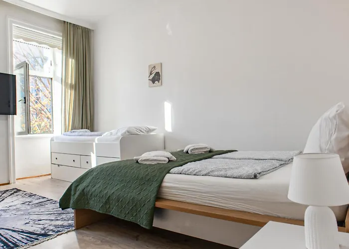 Comfortable Private Near Danube And Millennium Διαμέρισμα *